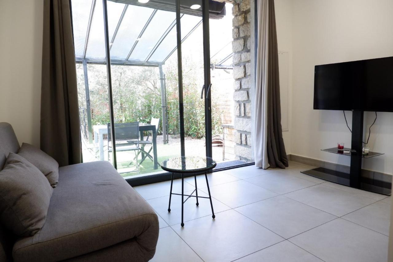 N7 Maison T2 Climatise Avec Jacuzzi Prive Ajaccio  Bagian luar foto