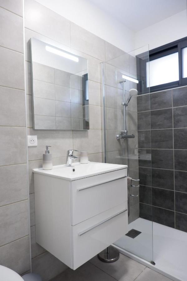 N7 Maison T2 Climatise Avec Jacuzzi Prive Ajaccio  Bagian luar foto